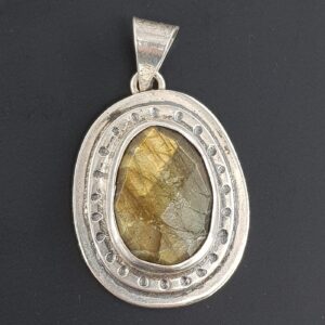 Labradorit Kolye Ucu (Gümüş)