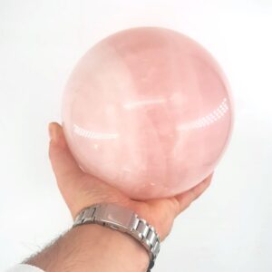 Alternative view of Pembe Kuvars Küre