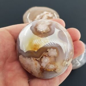 Alternative view of Akik Spa Taşı