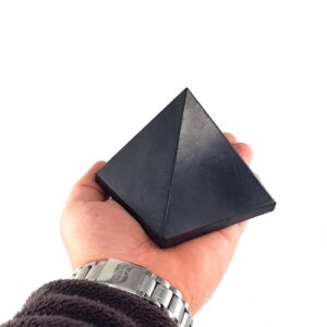 Alternative view of Şungit Piramit L