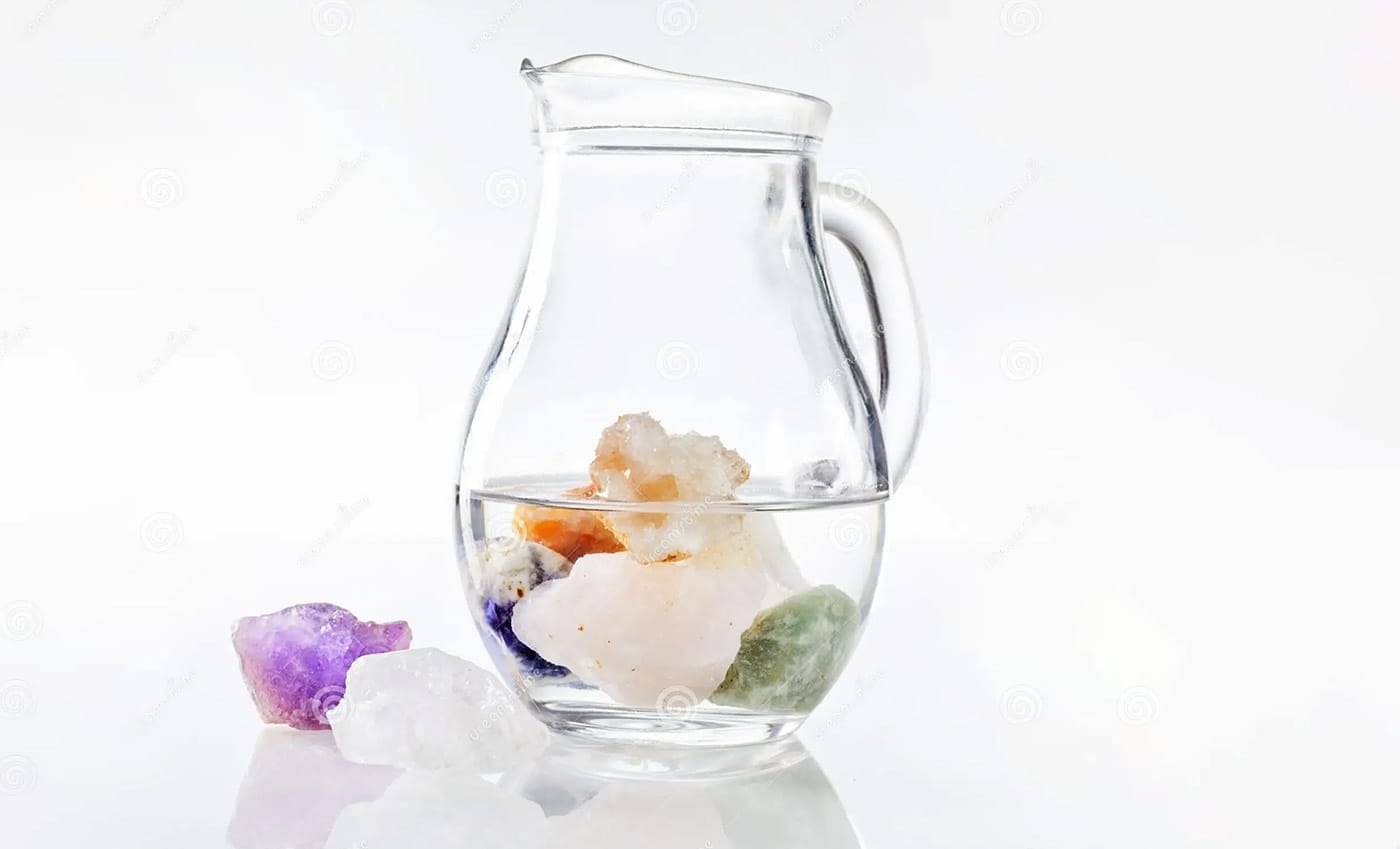 su taslari Sarkaç Adam