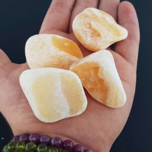 Alternative view of Kalsit Tambur