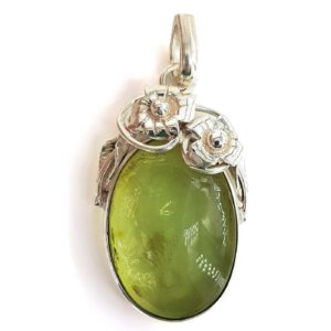 Karahip Yeşil Kehribar Kolye Ucu (Gümüş)