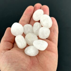 Alternative view of Süt Kuvars Tımbıl