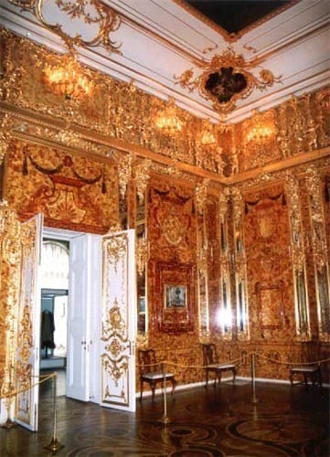 kehribar oda15 Sarkaç Adam