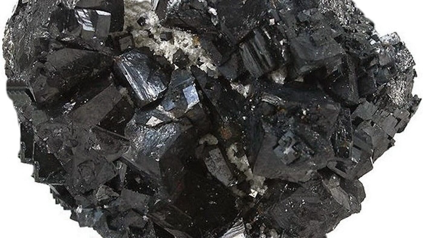 magnetit edited Sarkaç Adam