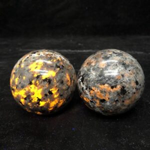 Yooperlite Ateş Sodalit Küre