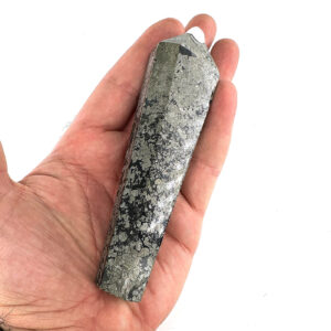 Alternative view of Pirit Obelisk