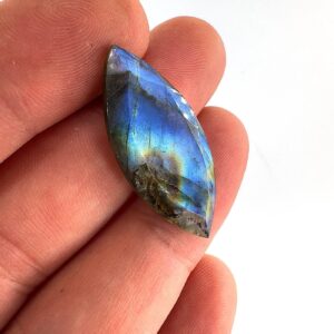 Labradorit Kabaşon 6A+ K018